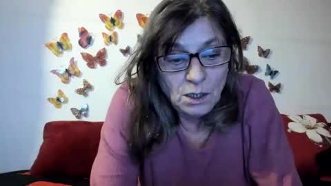 Snapshot of badgg chatting on February 28, 4:42 pm Gina online show from February 28, 4:42 pm