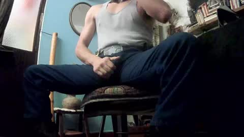 Snapshot of badhombremx chatting on September 9, 10:21 pm Mexican livin Off the Wall online show from September 9, 10:21 pm