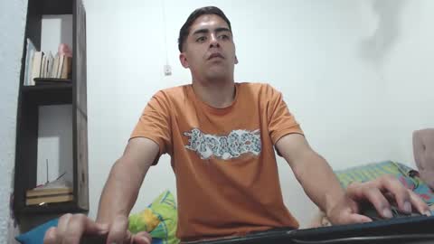 Juan Help us reach 100 likes online show from January 15, 9:51 pm