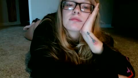 Snapshot of baeblondie chatting on September 22, 11:36 am baeblondie online show from September 22, 11:36 am