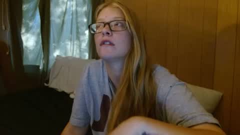 Snapshot of baeblondie chatting on September 12, 1:46 pm baeblondie online show from September 12, 1:46 pm