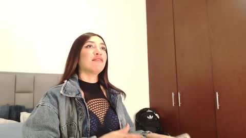 Snapshot of bahianawood chatting on February 2, 12:35 pm bahianawood online show from February 2, 12:35 pm