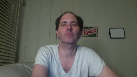 Snapshot of banksysmash chatting on March 11, 7:57 am Jay online show from March 11, 7:57 am