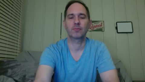 Snapshot of banksysmash chatting on December 12, 6:03 am Jay online show from December 12, 6:03 am