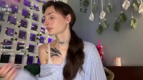 My name is Molly. Please say hello I like talking to you. If you have any wishes or obscene desires please use the tip menu online show from January 15, 11:21 am