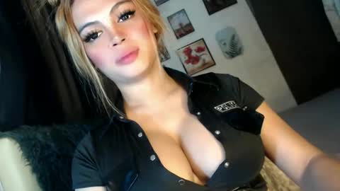 barbei online show from December 3, 2:42 am