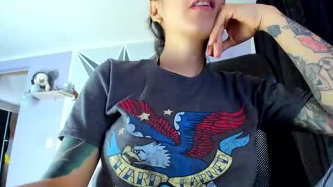 barbiecumhott online show from February 28, 1:58 pm