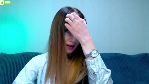 Snapshot of bb__bonami_ chatting on February 17, 6:39 pm bb__bonami_ online show from February 17, 6:39 pm