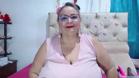 Salome online show from January 23, 8:45 pm