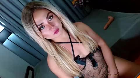bby_lexielore69 online show from January 30, 8:42 pm