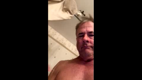 BeachGuy online show from December 5, 2:47 am