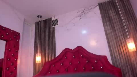 Snapshot of beautiful_mia21 chatting on September 17, 11:35 am Mia online show from September 17, 11:35 am