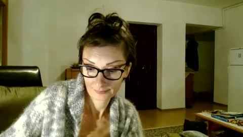 Raluca online show from December 22, 6:26 pm