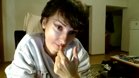 Raluca online show from December 21, 7:27 pm