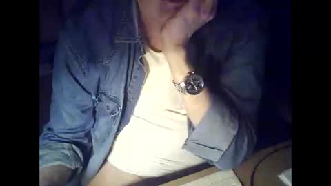 Snapshot of bekklove1 chatting on March 7, 1:42 am bekklove1 online show from March 7, 1:42 am