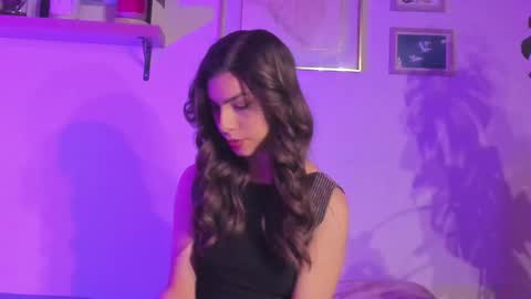 Snapshot of belindareyes chatting on September 21, 2:37 am Bel online show from September 21, 2:37 am
