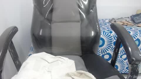 lady online show from March 4, 8:49 pm