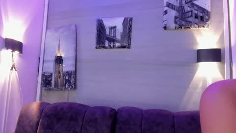 Snapshot of bella_rose7 chatting on September 17, 12:41 pm BELLA online show from September 17, 12:41 pm