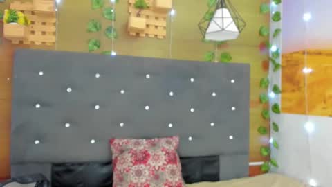 Snapshot of bella_rose7 chatting on September 10, 12:39 pm BELLA online show from September 10, 12:39 pm