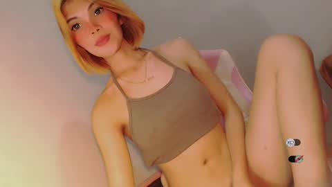 Snapshot of bella_tara chatting on February 21, 5:24 am Bella online show from February 21, 5:24 am