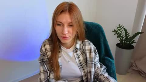 BellaFoxi online show from September 11, 6:14 am