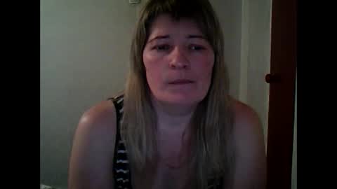 bellalove335 online show from February 8, 7:27 pm