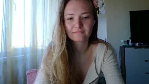 Belle online show from September 12, 4:03 am