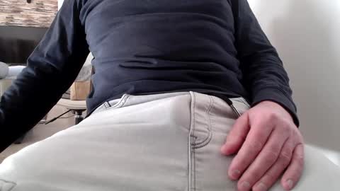 Snapshot of bencobra chatting on March 10, 8:28 am bencobra online show from March 10, 8:28 am
