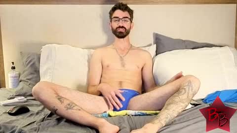 Snapshot of benny_boy95 chatting on September 13, 2:25 am benny_boy95 online show from September 13, 2:25 am