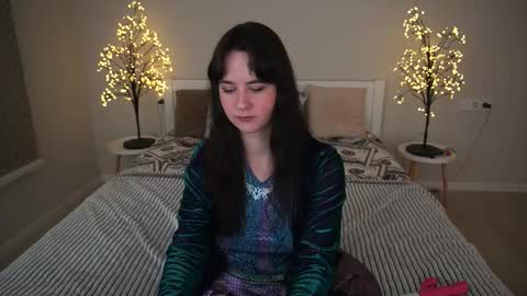 Snapshot of berrydiva chatting on September 10, 8:32 pm Violette online show from September 10, 8:32 pm