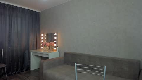 Snapshot of best__angelica chatting on December 10, 7:58 am best__angelica online show from December 10, 7:58 am