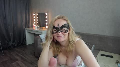 Snapshot of best__angelica chatting on January 20, 1:00 pm best__angelica online show from January 20, 1:00 pm