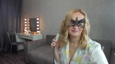 Snapshot of best__angelica chatting on January 20, 9:56 am best__angelica online show from January 20, 9:56 am