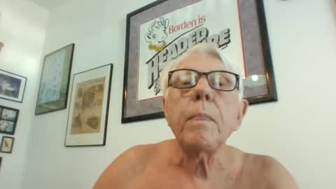 bestshot1951 online show from December 5, 7:00 pm