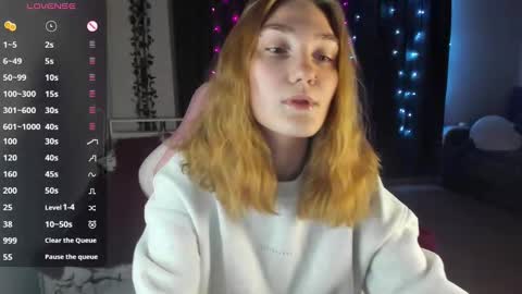 Snapshot of betty_witchy chatting on March 10, 1:01 am Dory make me happier online show from March 10, 1:01 am