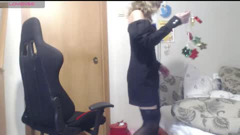 Betty online show from December 20, 2:48 pm