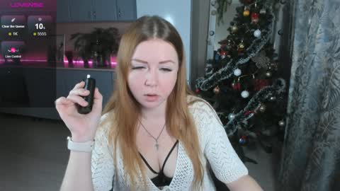 Snapshot of bettyurbane chatting on December 27, 4:15 am Mila Sweet online show from December 27, 4:15 am