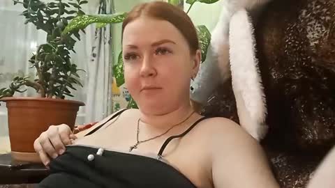 Snapshot of bettyurbane chatting on January 12, 3:57 pm Mila Sweet online show from January 12, 3:57 pm