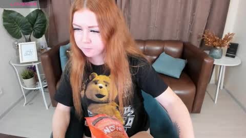 Snapshot of bettyurbane chatting on January 30, 7:18 am Mila Sweet online show from January 30, 7:18 am