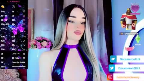 Snapshot of beybe_crystal chatting on September 14, 7:43 am beybe_crystal online show from September 14, 7:43 am