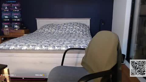 Snapshot of bi_french69 chatting on January 23, 1:56 pm My name is David and if you like public exhibitions you wont be disappointed with me LoL - My favorite vibes is 44 online show from January 23, 1:56 pm
