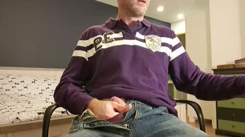 Snapshot of bi_french69 chatting on January 5, 6:24 pm My name is David and if you like public exhibitions you wont be disappointed with me LoL - My favorite vibes is 44 online show from January 5, 6:24 pm