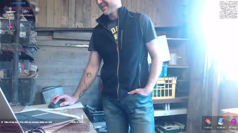 Snapshot of bi_french69 chatting on February 23, 9:44 am My name is David and if you like public exhibitions you wont be disappointed with me LoL - My favorite vibes is 44 online show from February 23, 9:44 am