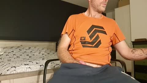 Snapshot of bi_french69 chatting on December 22, 9:53 pm My name is David and if you like public exhibitions you wont be disappointed with me LoL - My favorite vibes is 44 online show from December 22, 9:53 pm