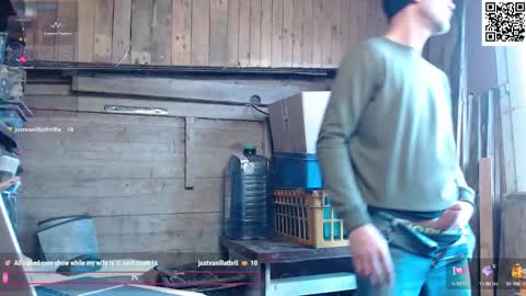 Snapshot of bi_french69 chatting on February 14, 10:28 am My name is David and if you like public exhibitions you wont be disappointed with me LoL - My favorite vibes is 44 online show from February 14, 10:28 am