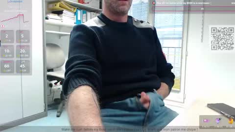 Snapshot of bi_french69 chatting on February 6, 4:36 pm My name is David and if you like public exhibitions you wont be disappointed with me LoL - My favorite vibes is 44 online show from February 6, 4:36 pm