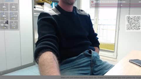 Snapshot of bi_french69 chatting on February 5, 4:25 pm My name is David and if you like public exhibitions you wont be disappointed with me LoL - My favorite vibes is 44 online show from February 5, 4:25 pm