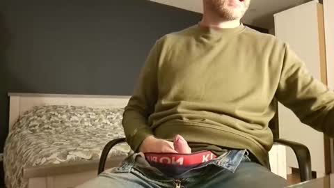 Snapshot of bi_french69 chatting on January 20, 7:46 pm My name is David and if you like public exhibitions you wont be disappointed with me LoL - My favorite vibes is 44 online show from January 20, 7:46 pm