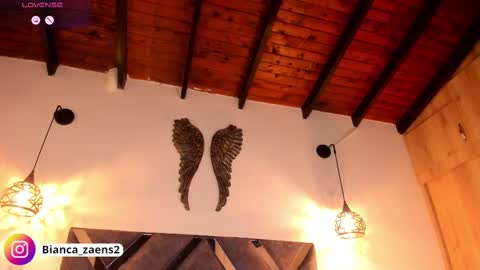 Snapshot of bianca_zaens1 chatting on March 8, 11:48 am B I A N C A online show from March 8, 11:48 am