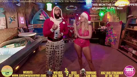 Snapshot of bigbananamilfshake chatting on December 15, 4:18 am Mya and Angelo online show from December 15, 4:18 am